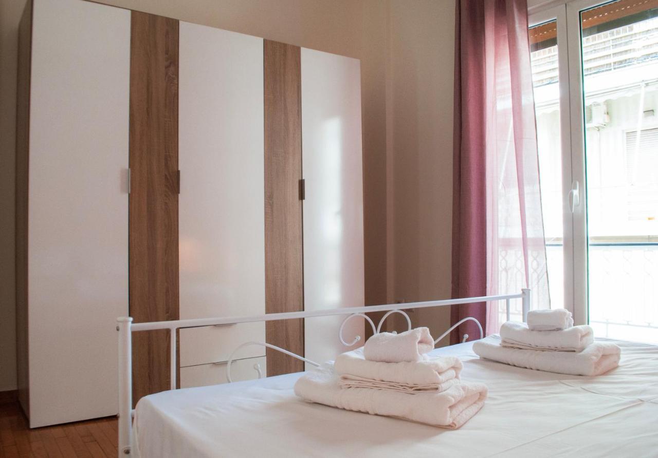 Your Comfy Apartment In Acropolis Area Atene Esterno foto