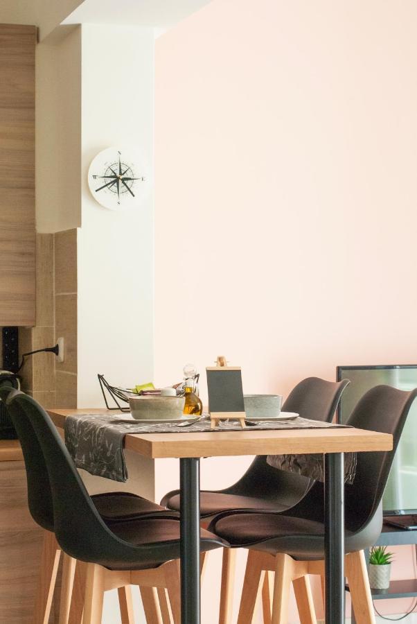 Your Comfy Apartment In Acropolis Area Atene Esterno foto