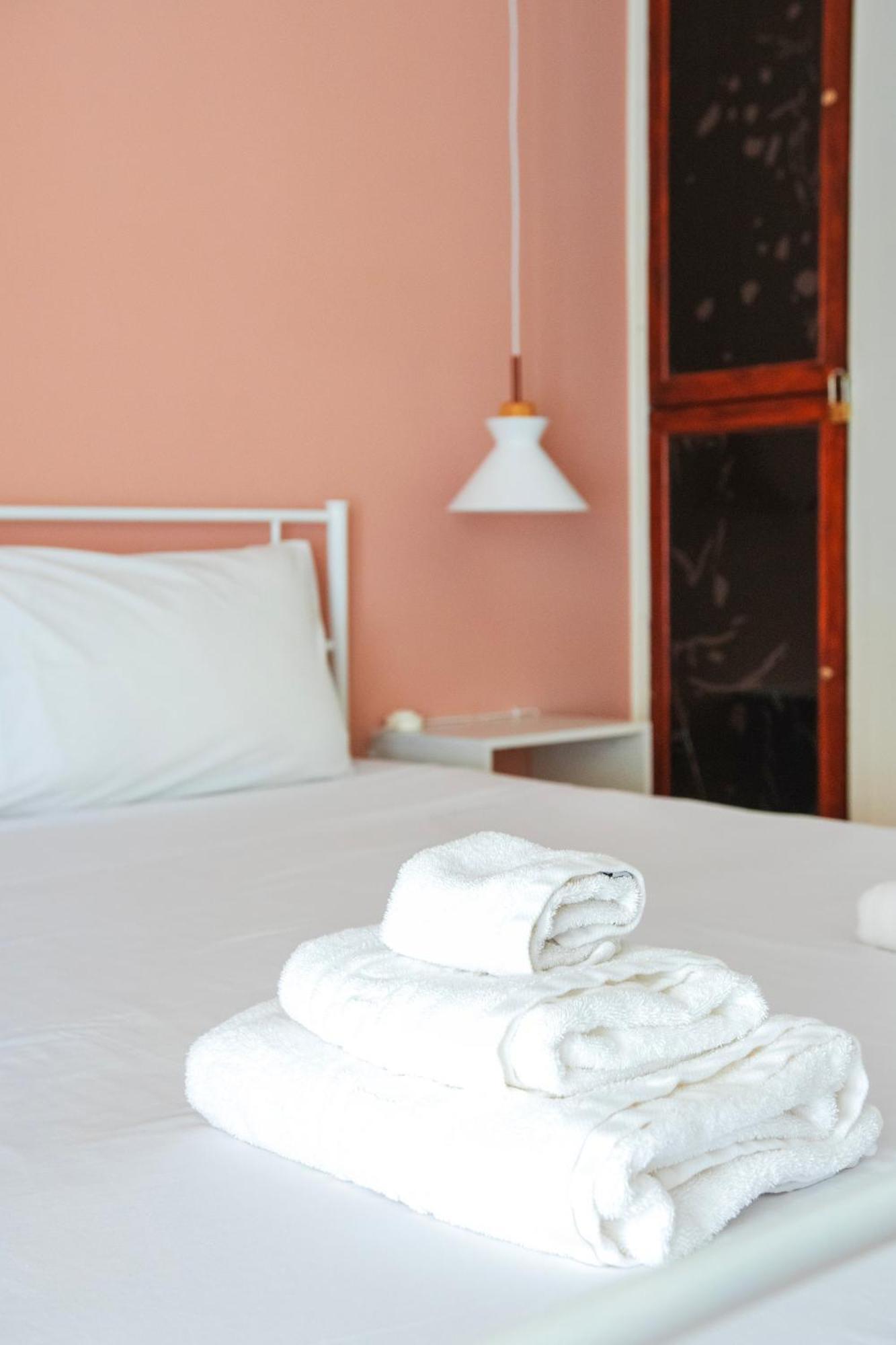 Your Comfy Apartment In Acropolis Area Atene Esterno foto